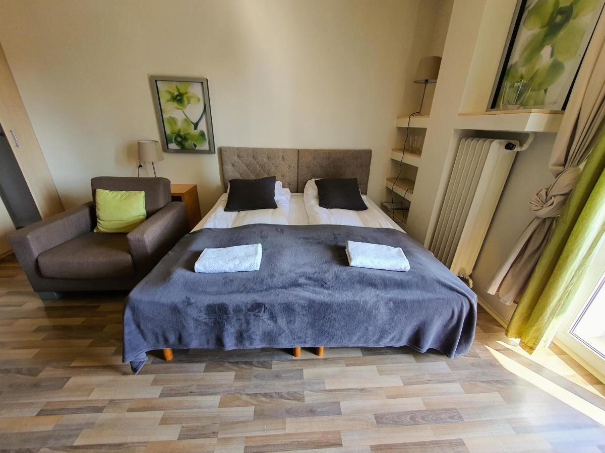 Apartments Warsaw Downtown Swietokrzyska By Noclegi Renters Exteriör bild